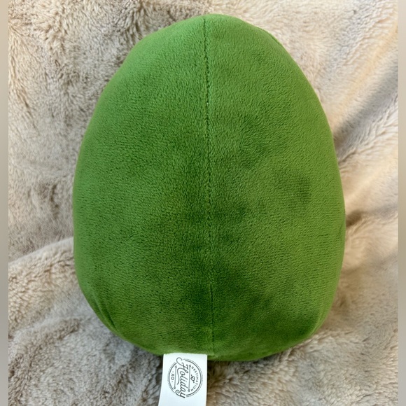 Avocado NWOT cute plush 🥑❤️ - Picture 3 of 4